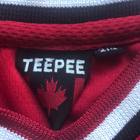 Kids Teepee Canada Hockey Jersey Sz 2/4 - Picture 3 of 4